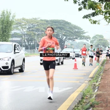 Runner Photo 8714536