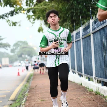 Runner Photo 8714643