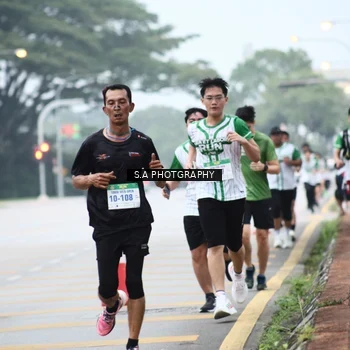 Runner Photo 8714815