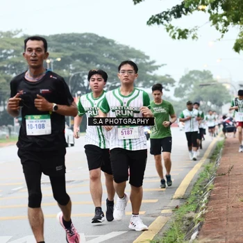 Runner Photo 8714836