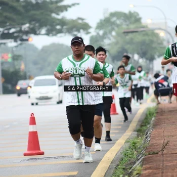 Runner Photo 8714891