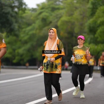 Runner Photo 8715009