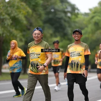 Runner Photo 8715022