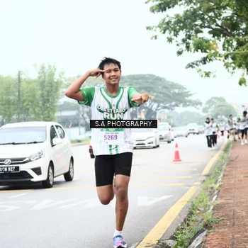 Runner Photo 8715038