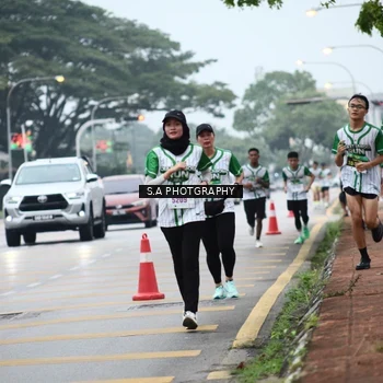 Runner Photo 8715059
