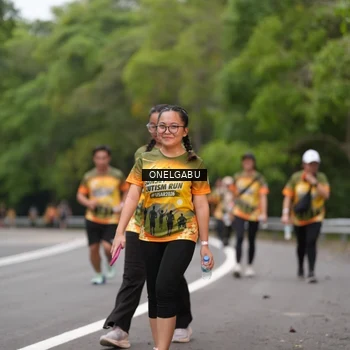 Runner Photo 8715073