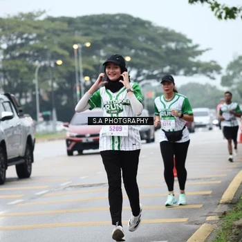 Runner Photo 8715095