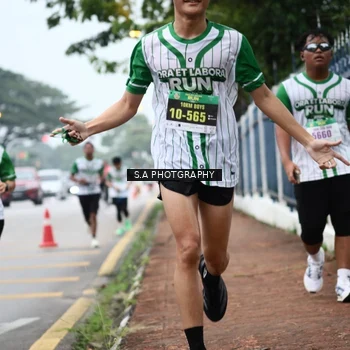 Runner Photo 8715114