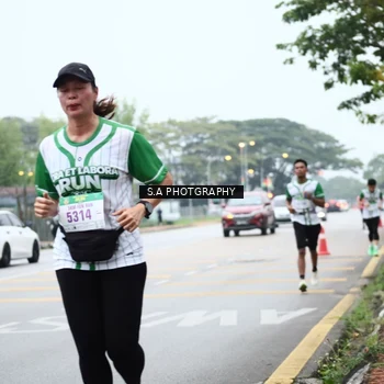 Runner Photo 8715142