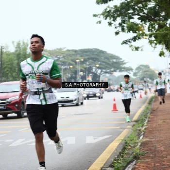 Runner Photo 8715143