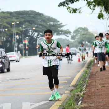 Runner Photo 8715172