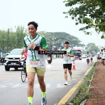 Runner Photo 8715231