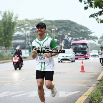 Runner Photo 8715242