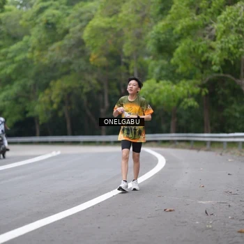 Runner Photo 8715364