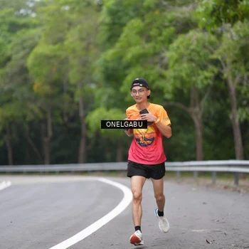 Runner Photo 8715365