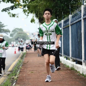 Runner Photo 8715501