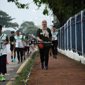 Runner Photo 8715551