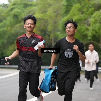 Runner Photo 8715564
