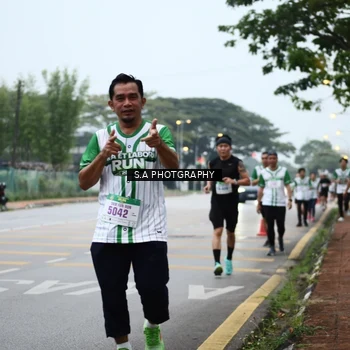 Runner Photo 8715571