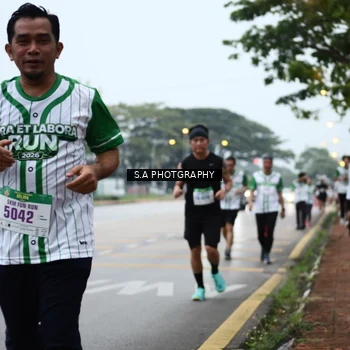 Runner Photo 8715602
