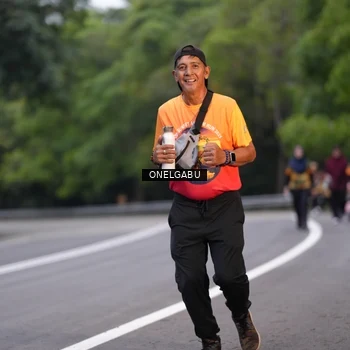 Runner Photo 8715641