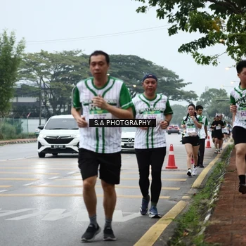 Runner Photo 8715656