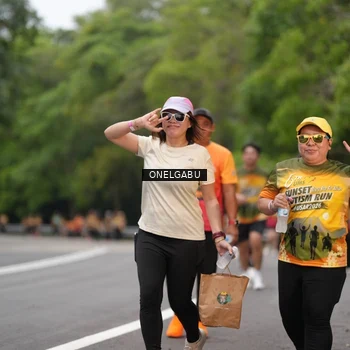 Runner Photo 8715795
