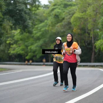 Runner Photo 8715836