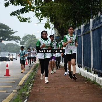 Runner Photo 8716022