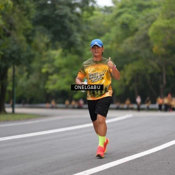 Runner Photo 8716053
