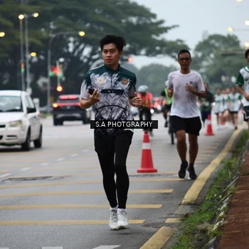 Runner Photo 8716099