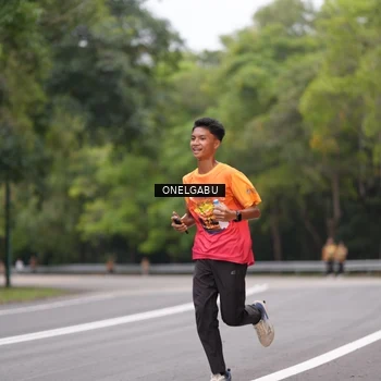 Runner Photo 8716123