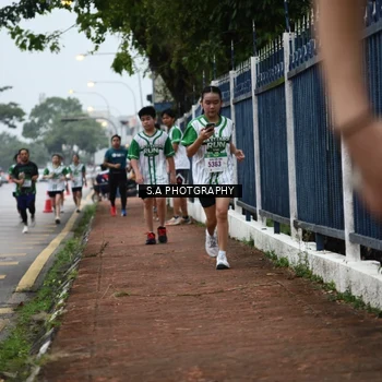 Runner Photo 8716191