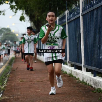 Runner Photo 8716208