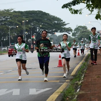 Runner Photo 8716245