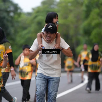 Runner Photo 8716262