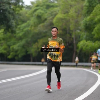 Runner Photo 8716419