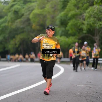 Runner Photo 8716498