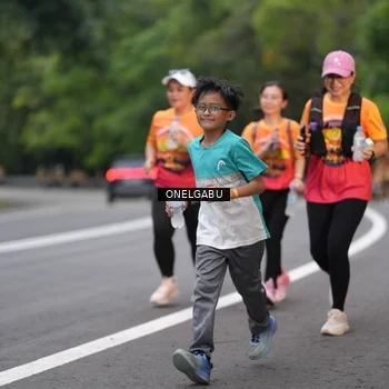 Runner Photo 8716799