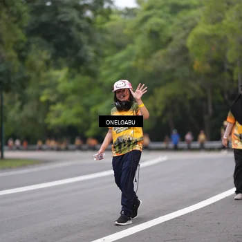 Runner Photo 8716832