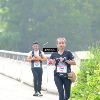 Runner Photo 8719791
