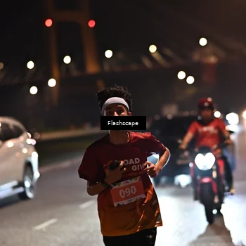 Runner Photo 8742313