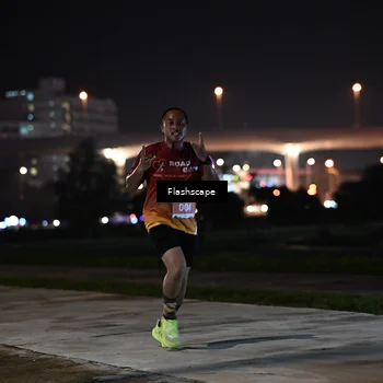 Runner Photo 8742391