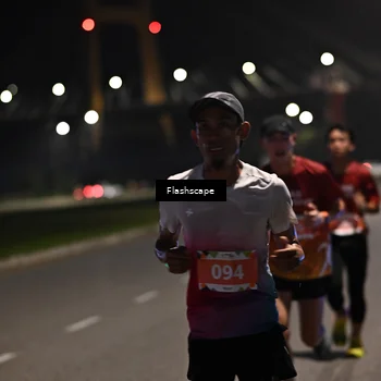 Runner Photo 8742436
