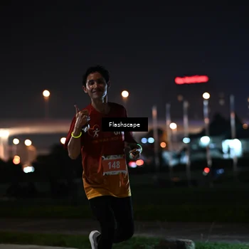 Runner Photo 8742921