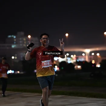Runner Photo 8743136