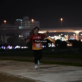 Runner Photo 8743213