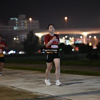 Runner Photo 8743248