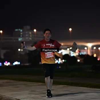 Runner Photo 8743275