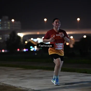 Runner Photo 8743443